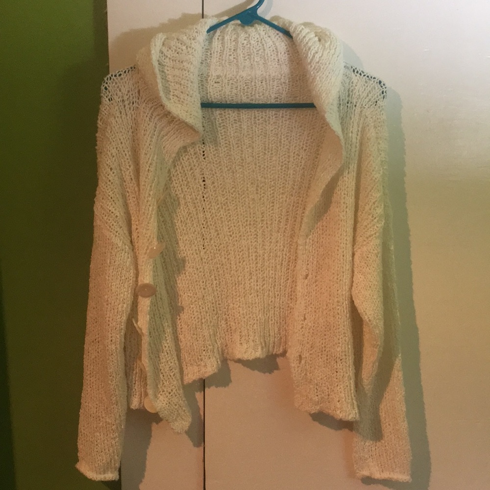 Light weight sweater with hood